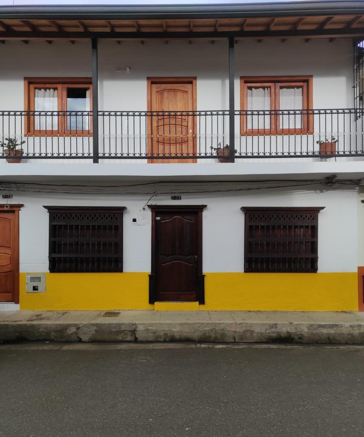 Hotel Casa Celeste Jardín Exterior foto